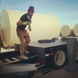 Meet your Posher, Charles